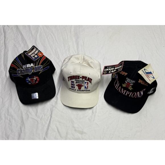 90s VTG CHICAGO BULLS Sports Specialties THREE PEAT 3 NBA Champions Hat SnapBack